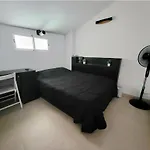 Atic Duplex Rooms Homestay szállás Montroy