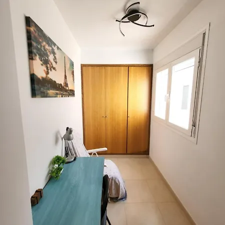 Homestay Luminoso Atico Duplex Con Terraza De Cesped *