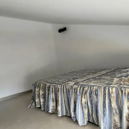 Homestay Luminoso Atico Duplex Con Terraza De Cesped *