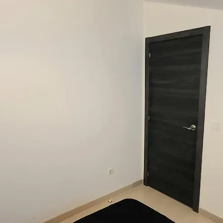Luminoso Atico Duplex Con Terraza De Cesped